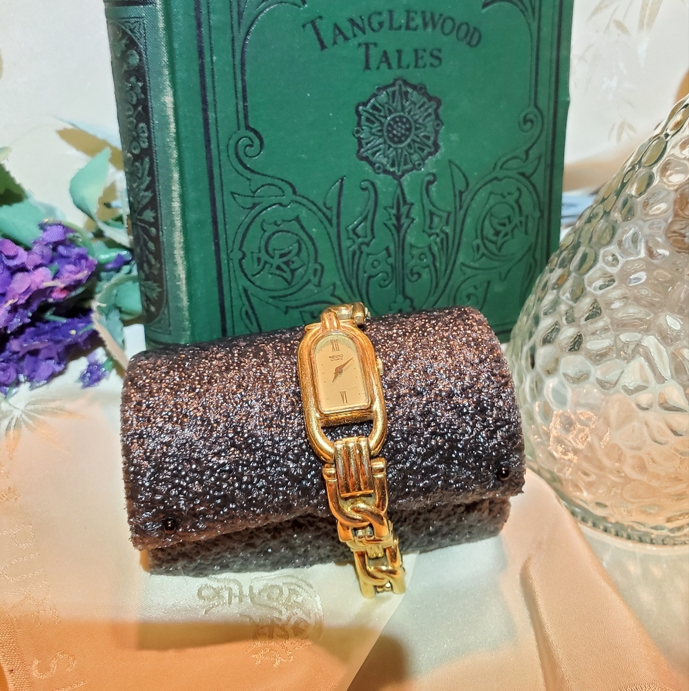 Vintage Gold Seiko Ladies Watch